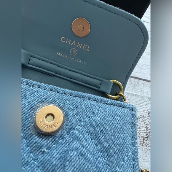 Chanel Makeup Bag crossbody purse chain CC denim pouch - Picture 3 of 9